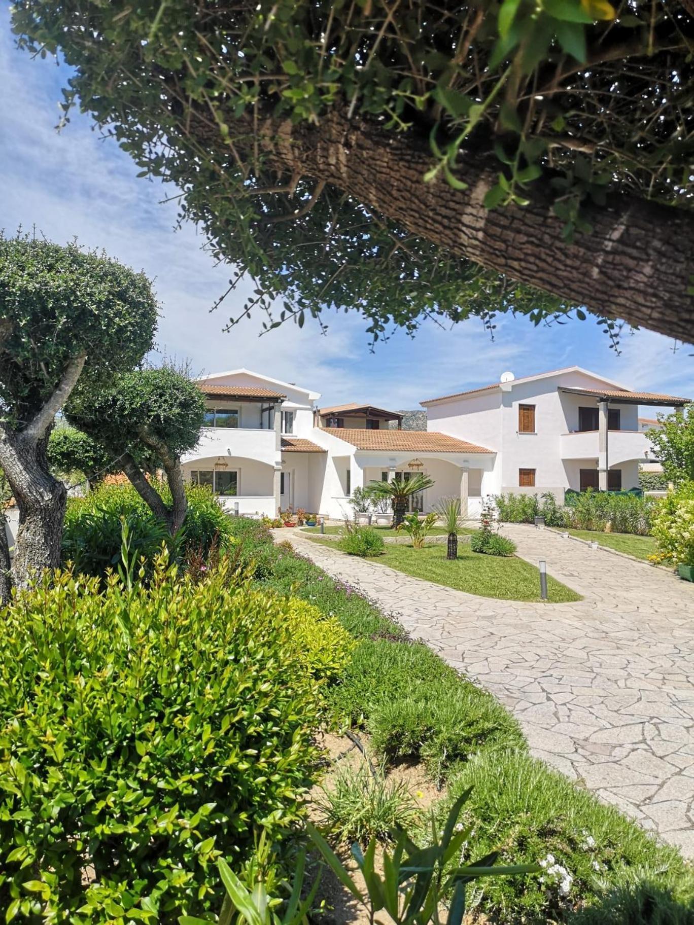 Sardegna - Villa Mirto & Flowers Olbia Exterior photo